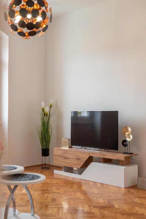 Apartment Silvia Трогир Экстерьер фото