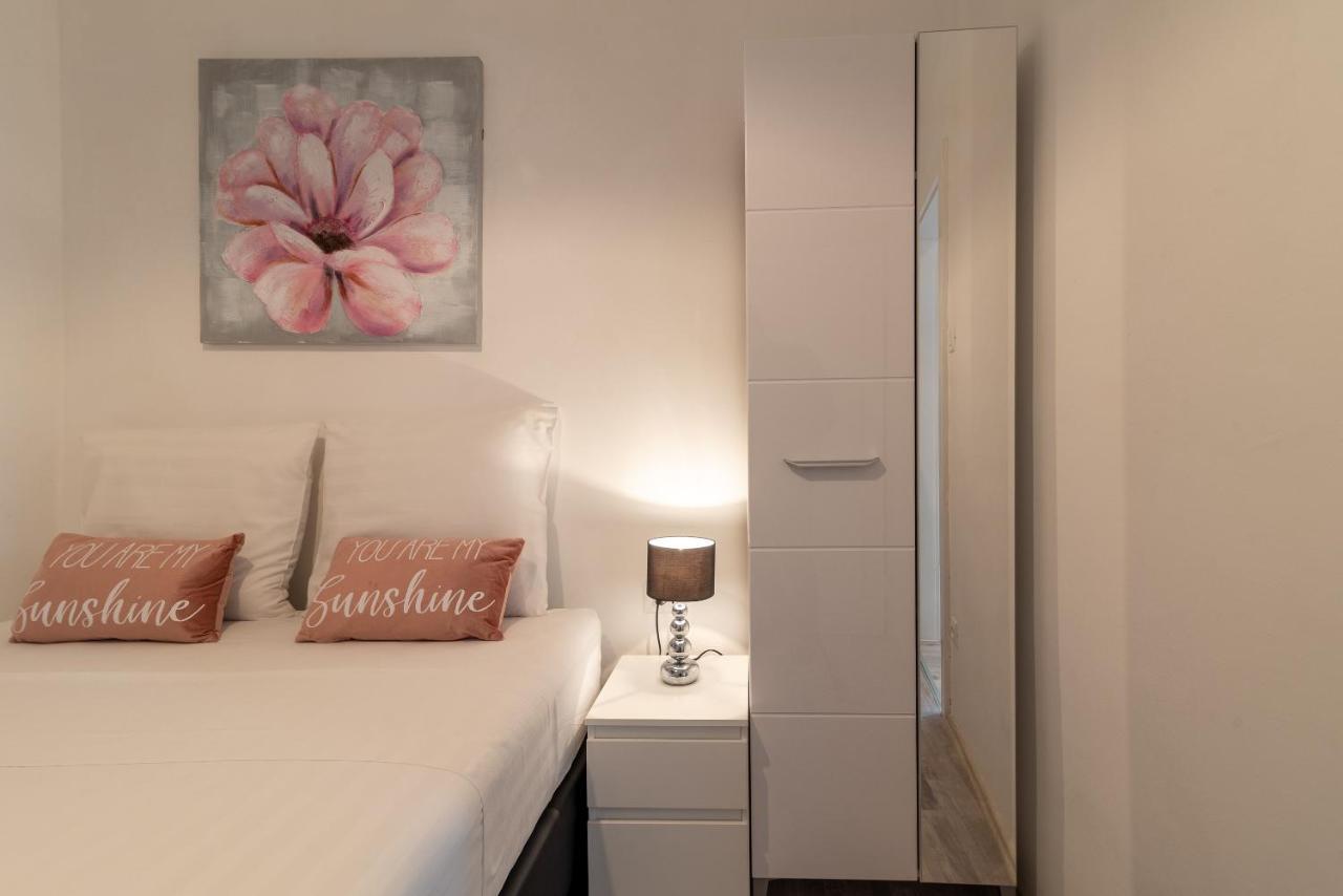 Apartment Silvia Трогир Экстерьер фото