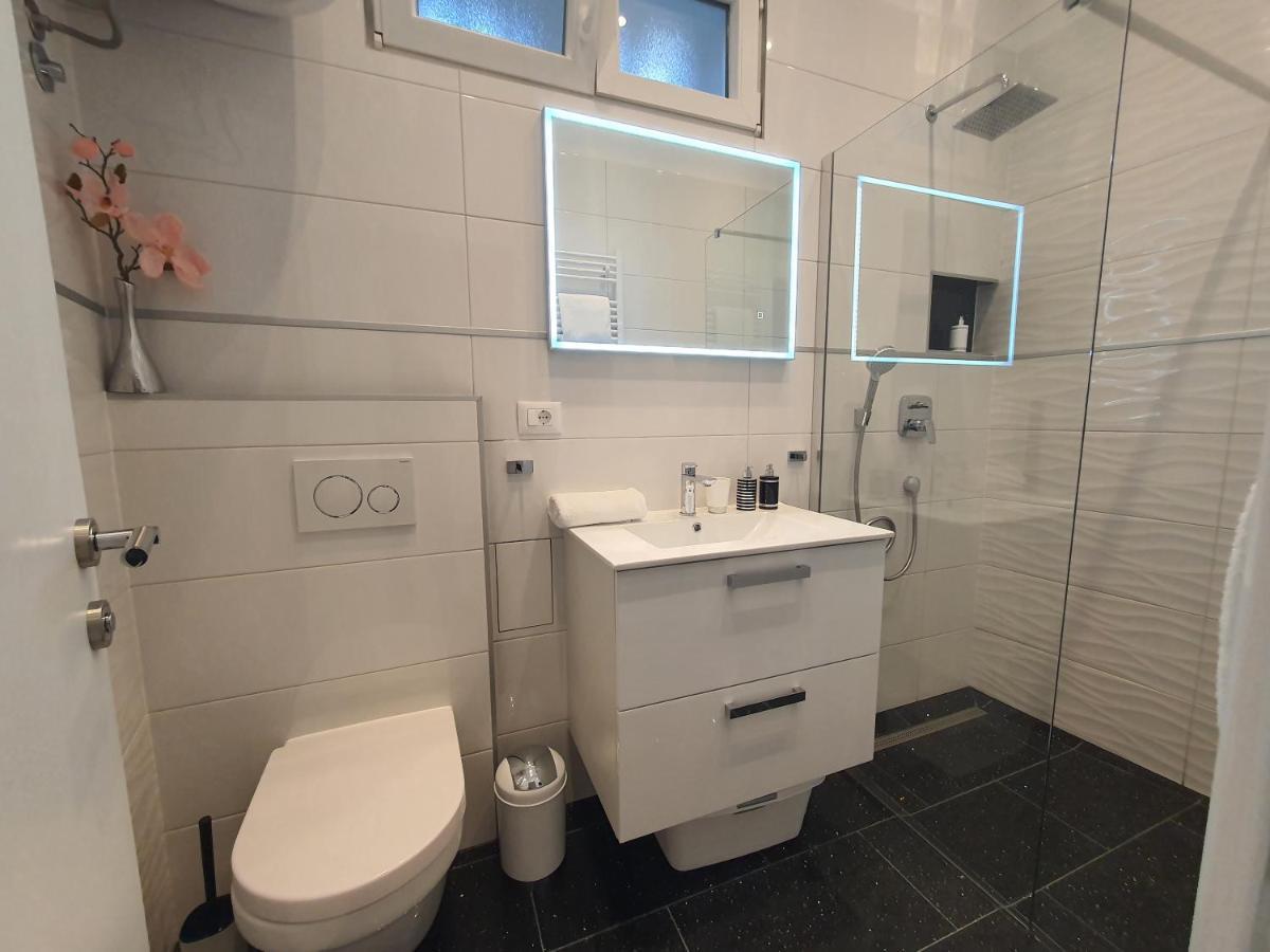 Apartment Silvia Трогир Экстерьер фото